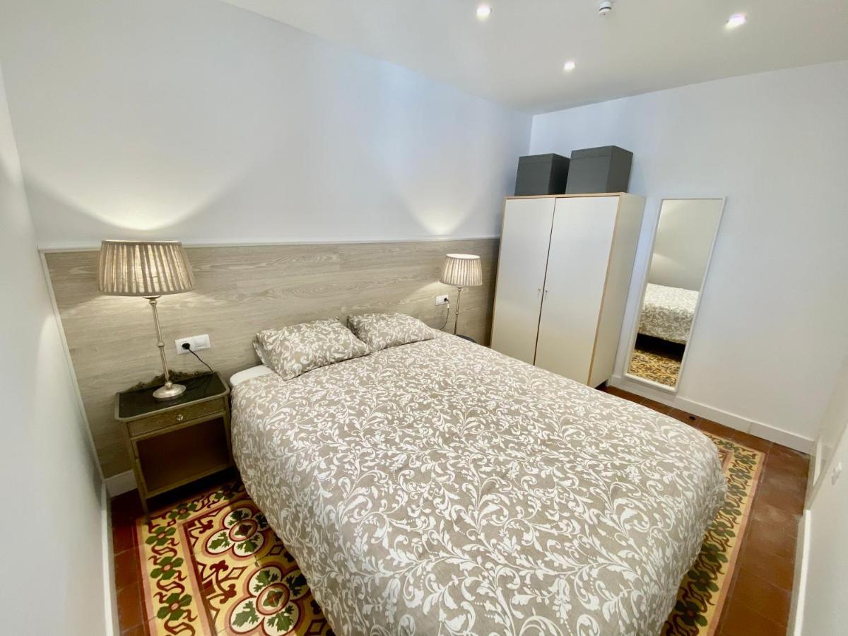 Suite Apartment Anselm Barcelona Cornellà de Llobregat Exterior foto