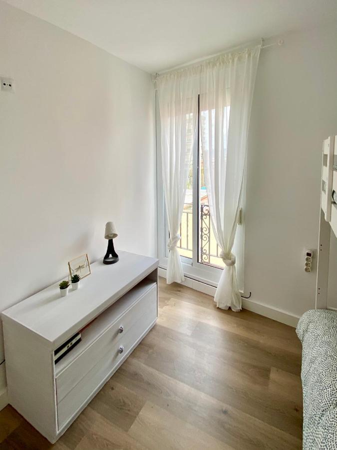Suite Apartment Anselm Barcelona Cornellà de Llobregat Exterior foto